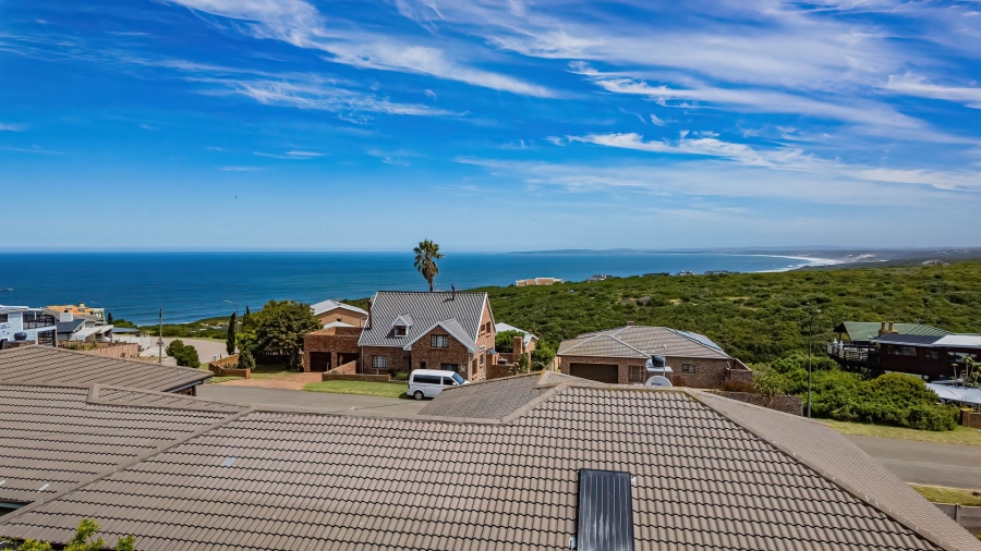 3 Bedroom Property for Sale in Dana Bay Western Cape